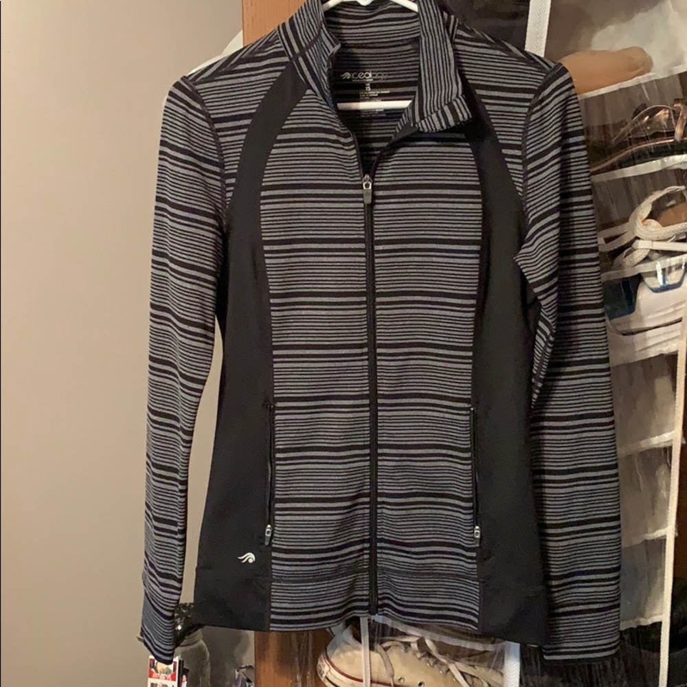 athletic zip up jacket